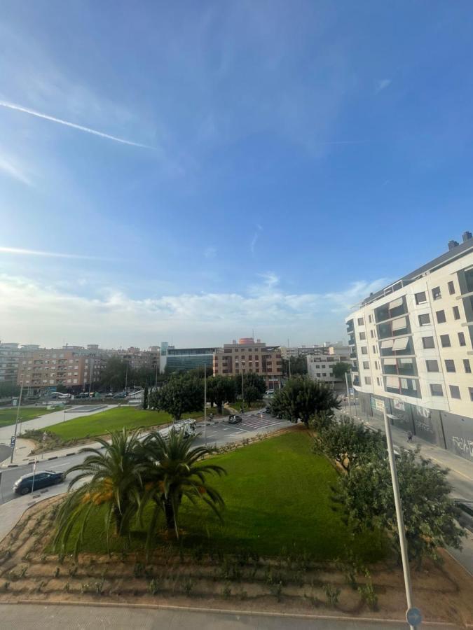 شقة Apartamento Coman Av Rey Juan Carlos I تورينت المظهر الخارجي الصورة