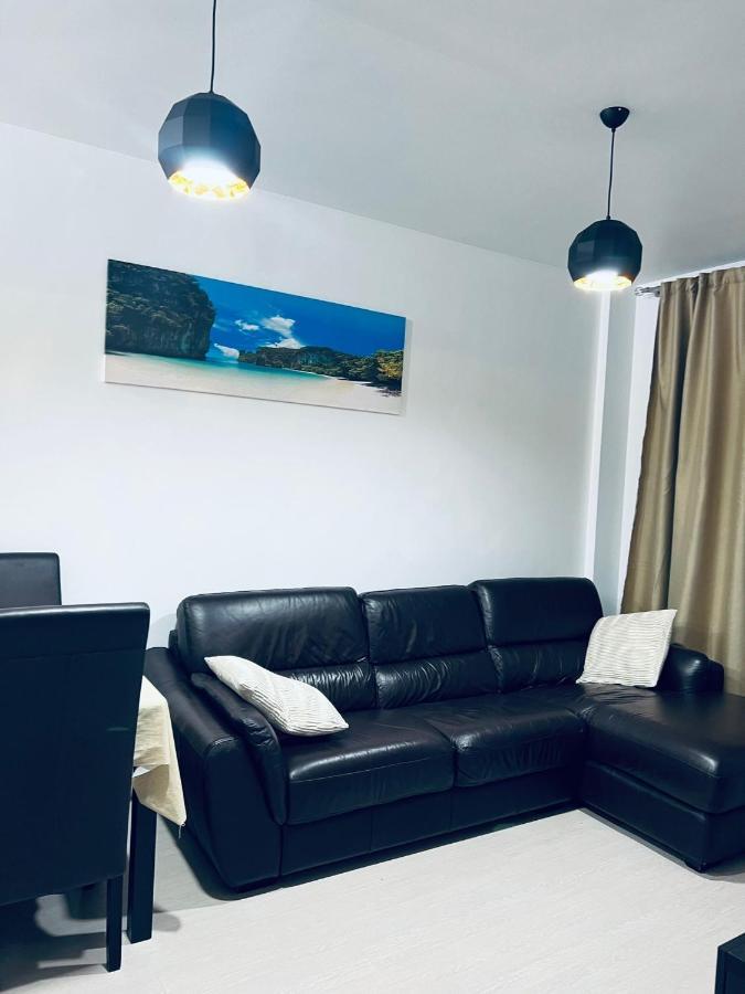 شقة Apartamento Coman Av Rey Juan Carlos I تورينت المظهر الخارجي الصورة