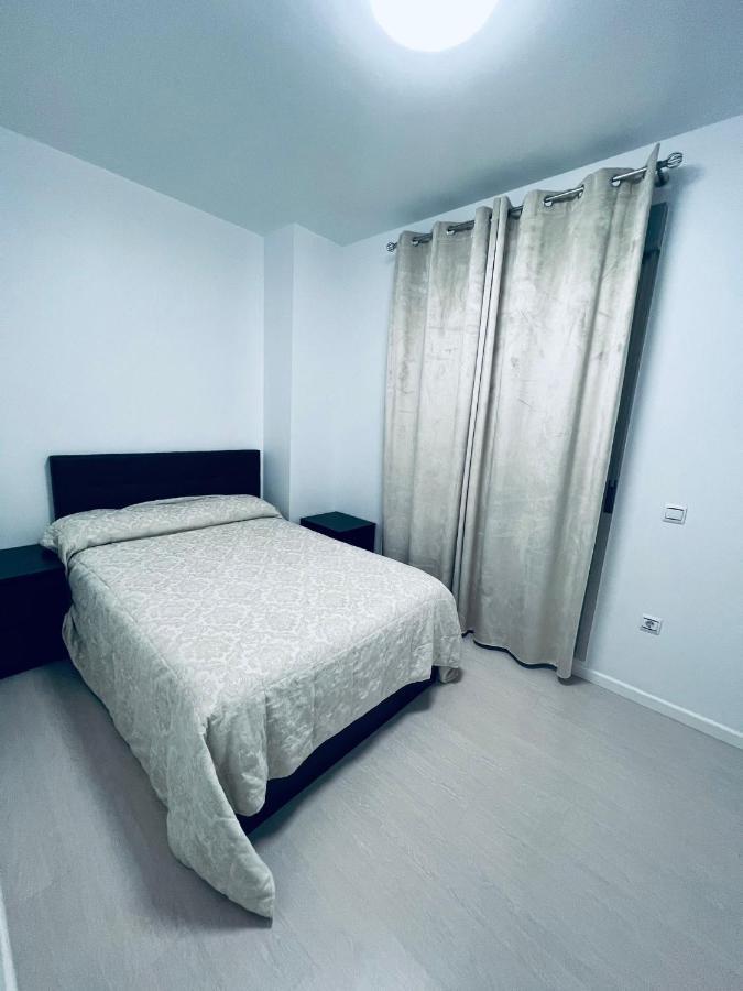 شقة Apartamento Coman Av Rey Juan Carlos I تورينت المظهر الخارجي الصورة